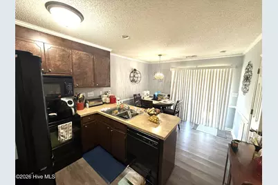3820 E Vancroft Circle #I8, Winterville, NC 28590 - Photo 7