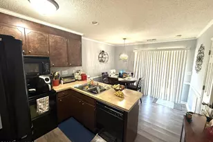 3820 E Vancroft Cir, Winterville, NC 28590 - Photo 7