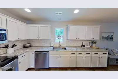 611 Majestic Oaks Drive, Hampstead, NC 28443 - Photo 17
