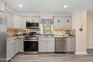 803 Maple St, Elizabeth City, NC 27909 - Photo 17