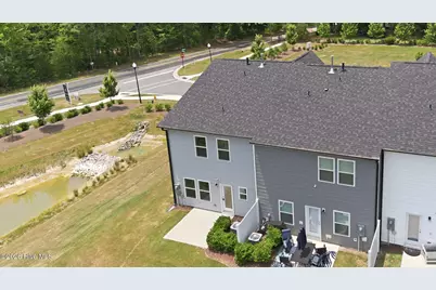 404 Barrington Row Avenue, Zebulon, NC 27597 - Photo 37