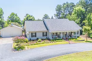 114 Bellhaven Dr, Carthage, NC 28327 - Photo 5