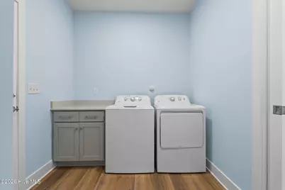 214 NE 38th Street, Oak Island, NC 28465 - Photo 25