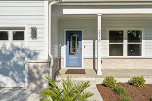 214 NE 38th St, Oak Island, NC 28465 - Photo 3