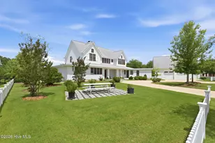 4030 Reunion Pointe Ln, New Bern, NC 28562 - Photo 3