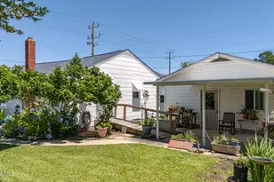 123 Crescent Dr, Beaufort, NC 28516 - Photo 29