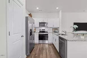 2043 Clock Rd, New Bern, NC 28562 - Photo 9