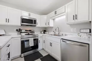 105 Woodside Ct, Jacksonville, NC 28546 - Photo 11