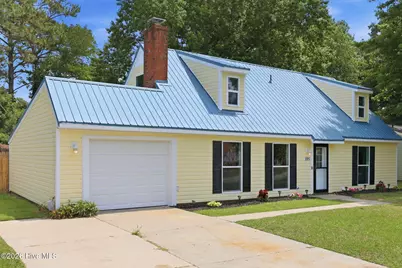 105 Woodside Court, Jacksonville, NC 28546 - Photo 3