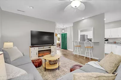 1600 Sturdivant Drive #Apt 15, Wilmington, NC 28403 - Photo 9