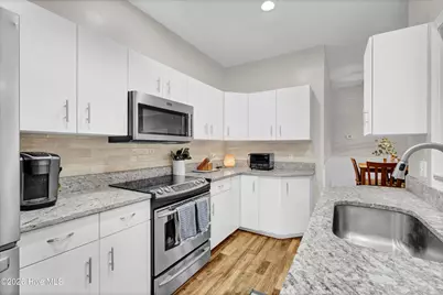 1600 Sturdivant Drive #Apt 15, Wilmington, NC 28403 - Photo 11