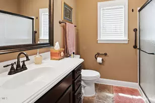 805 Megan Dr, Greenville, NC 27834 - Photo 15