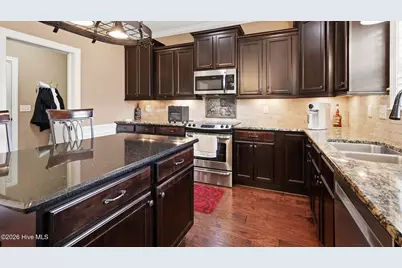 805 Megan Drive, Greenville, NC 27834 - Photo 7