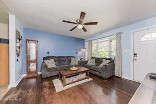 35 Victoria Rd, Jacksonville, NC 28546 - Photo 9