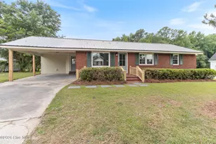 207 Sunset Ave, Whiteville, NC 28472 - Photo 1