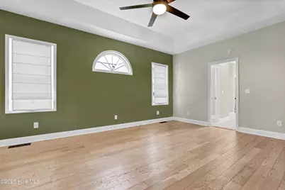 427 Lakeview Drive, Hampstead, NC 28443 - Photo 13