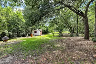 427 Lakeview Dr, Hampstead, NC 28443 - Photo 27