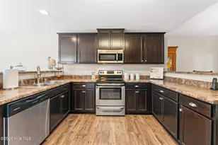4255 Cherry Laurel Ln SE, Southport, NC 28461 - Photo 11