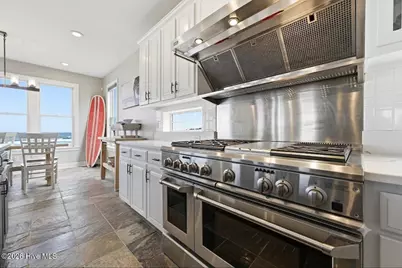816 S Shore Drive, Surf City, NC 28445 - Photo 17