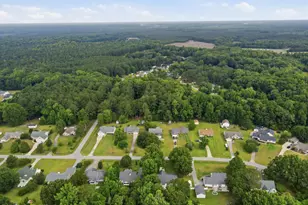 207 Forest Oaks Dr, New Bern, NC 28562 - Photo 7