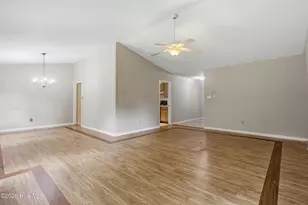 207 Forest Oaks Dr, New Bern, NC 28562 - Photo 11