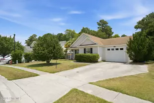 8667 Orchard Loop Road NE, Leland, NC 28451 - Photo 5