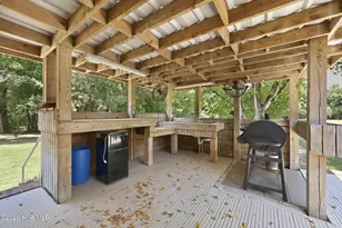 579 N Grimesland Bridge Rd, Washington, NC 27889 - Photo 9