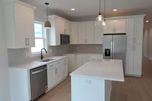 104 SE 6th St, Oak Island, NC 28465 - Photo 9