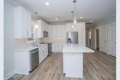 104 SE 6th Street, Oak Island, NC 28465 - Photo 9