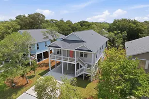 104 SE 6th St, Oak Island, NC 28465 - Photo 5