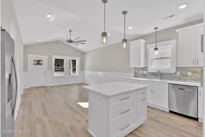 225 NE 75th Street, Oak Island, NC 28465 - Photo 5