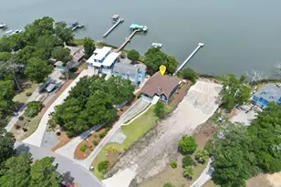 915 Chadwick Shores Dr, Sneads Ferry, NC 28460 - Photo 3