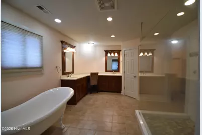 105 Captains Cove, New Bern, NC 28562 - Photo 31