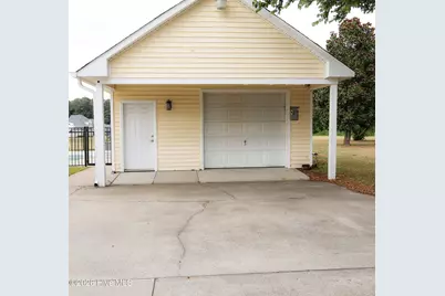 1213 Windbrooke Drive, Grimesland, NC 27837 - Photo 7