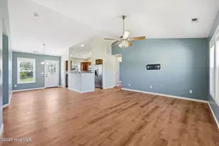 202 Long Neck Dr, Richlands, NC 28574 - Photo 3