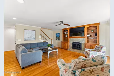 183 W Fourth Street, Ocean Isle Beach, NC 28469 - Photo 7