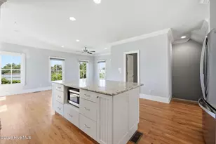 807 E Front St, New Bern, NC 28560 - Photo 23