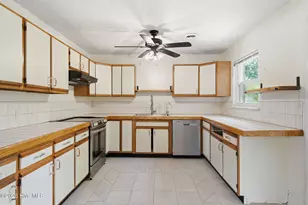 5221 Sardou Rd, Wilmington, NC 28412 - Photo 11