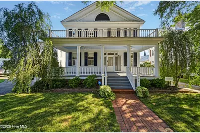 102 W Gale Street, Edenton, NC 27932 - Photo 1