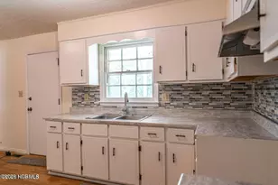 917 Cypress St, Rockingham, NC 28379 - Photo 5