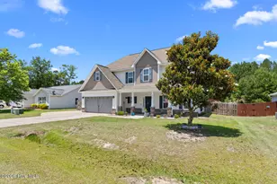 124 Braeburn Blvd, Richlands, NC 28574 - Photo 3