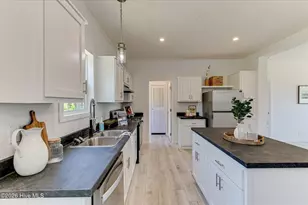 328 Ballard Dr, Trenton, SC 29847 - Photo 9