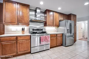 313 Forest Grove Ave, Jacksonville, NC 28540 - Photo 9