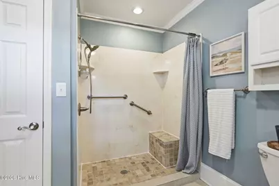 114 Noyes Avenue, Morehead City, NC 28557 - Photo 11