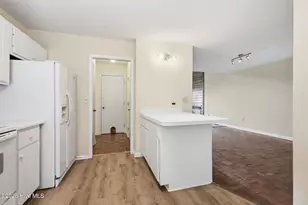 115 N Harbor Dr, Beaufort, NC 28516 - Photo 11