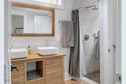 180 E Delaware Avenue, Southern Pines, NC 28387 - Photo 23