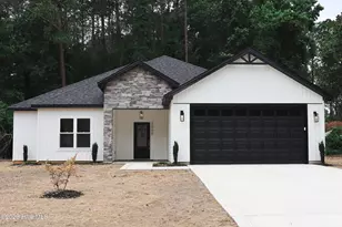 2500 Brookhaven Dr, Kinston, NC 28504 - Photo 1