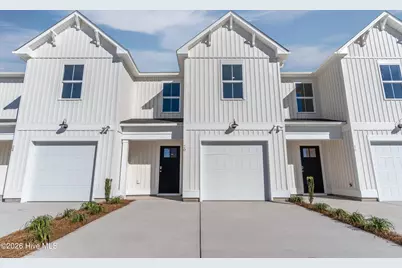 57 W Pioneer Way #109, Hampstead, NC 28443 - Photo 1