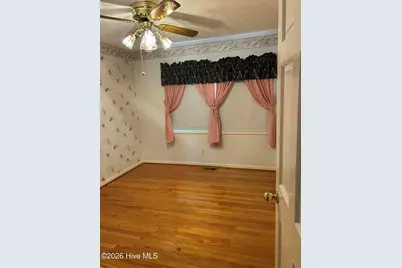 700 Oakwood Avenue, Jacksonville, NC 28546 - Photo 7
