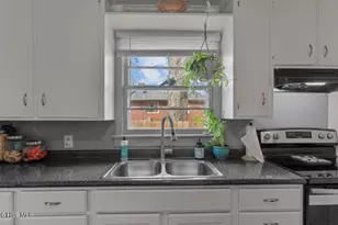 1409 Wooster St, Wilmington, NC 28401 - Photo 11